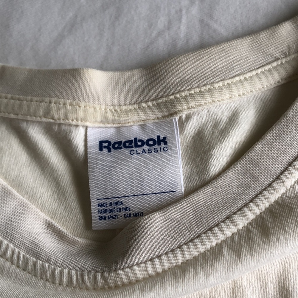 Vintage Reebok tee - Picture 2 of 4